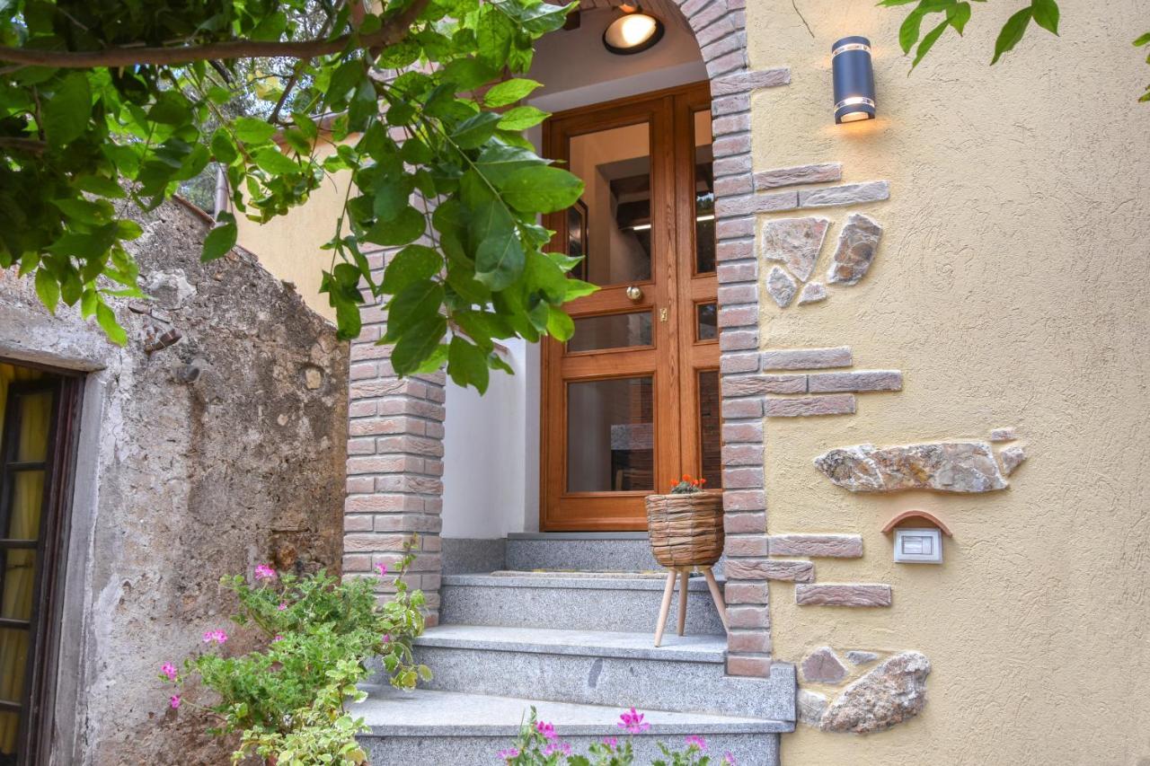 Apartmán Elba Borgo Di Latrano Magazzini  Exteriér fotografie