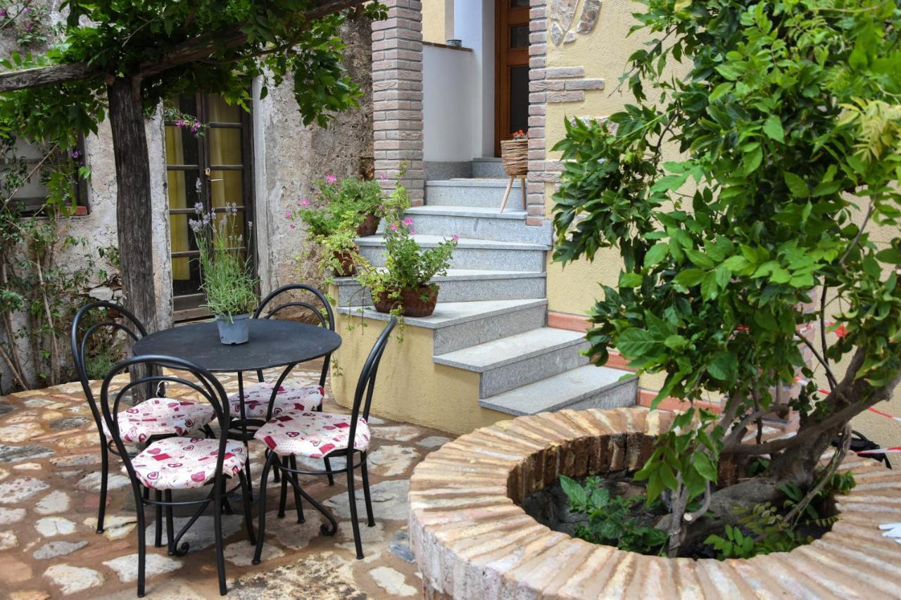 Apartmán Elba Borgo Di Latrano Magazzini  Exteriér fotografie